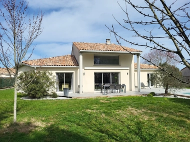 SAINT-SIMON