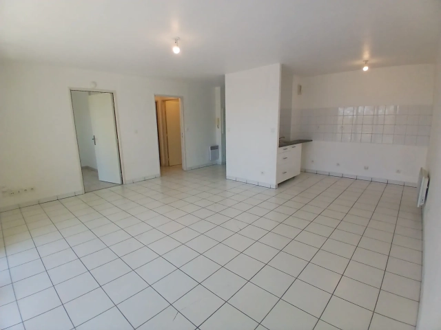 Appartement T2 Rénové Quartier SAINT AUBIN